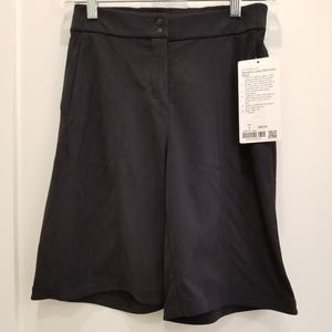 NWT Lululemon Dynamic Days Bermuda Short
